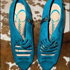 Jessica Simpson heels